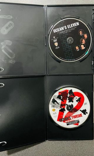 REPRODUCTOR DVD PORTATIL (SONY)+ 10 PELÍCULAS