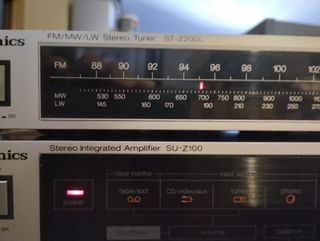 TECHNICS SU-Z100+ST-200L...