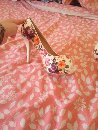 Zapatos tacón aguja plataforma 