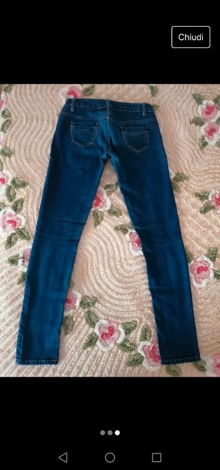 Jeans semplici scuri