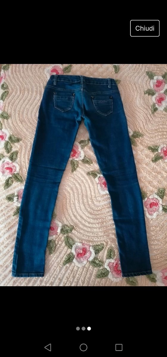 Jeans semplici scuri