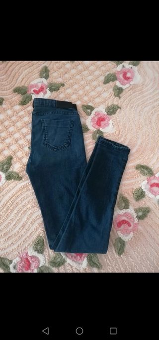 Jeans scuro