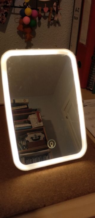 Espejo maquillaje con luz