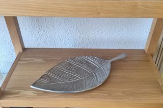Hoja adorno platada