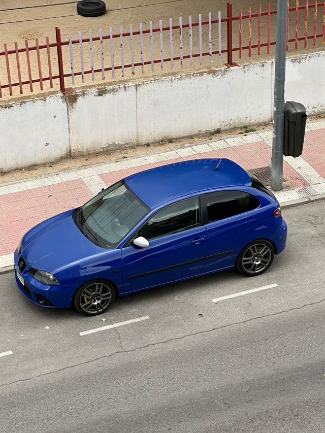 SEAT Ibiza 2004