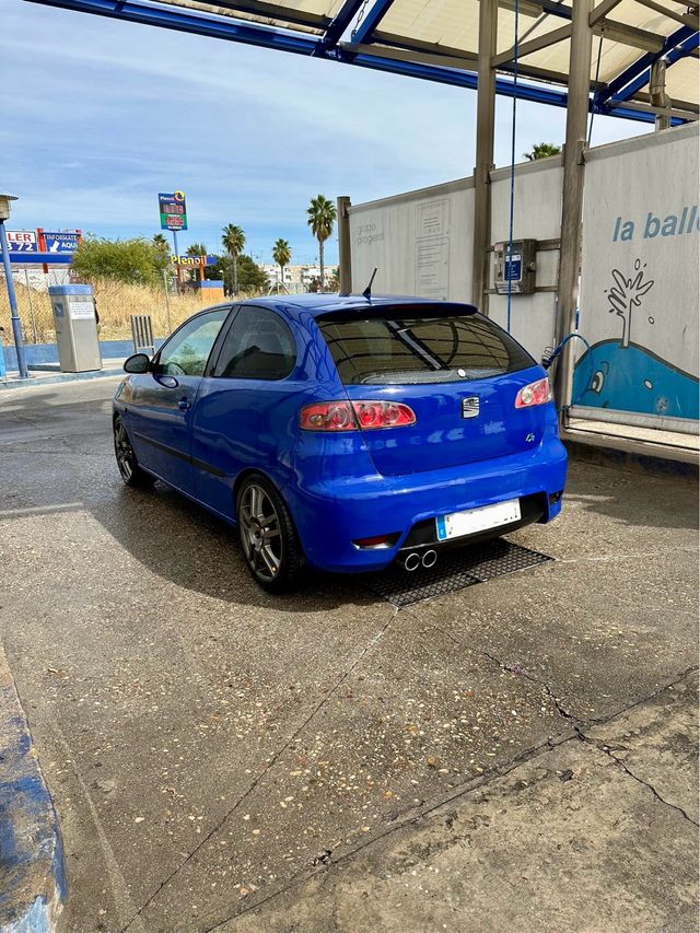 SEAT Ibiza 2004