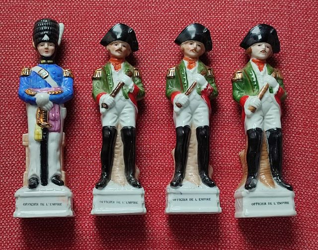 4 statuette porcellana ufficiali Impero Francese