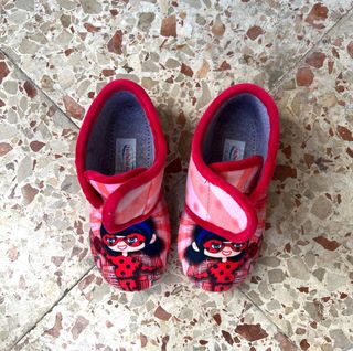 Zapatillas de casa. Niña. 