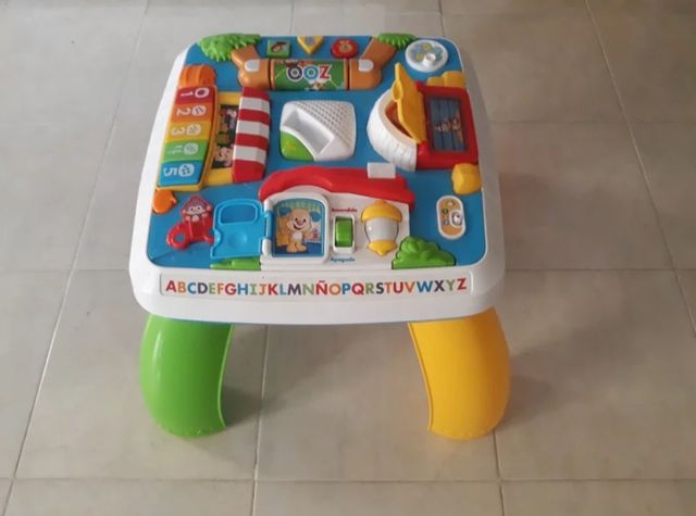Mesa de actividades Fisher Price