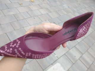 Zapatos tacón medio el CORTE INGLÉS color morados