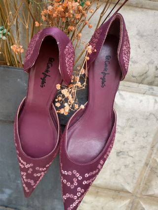 Zapatos tacón medio el CORTE INGLÉS color morados