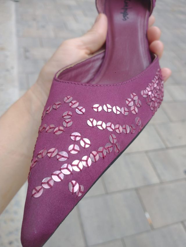 Zapatos tacón medio el CORTE INGLÉS color morados