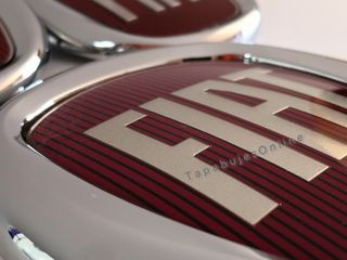OFERTA DOS LOGOTIPOS PARA FIAT DELANTERO Y TRASERO