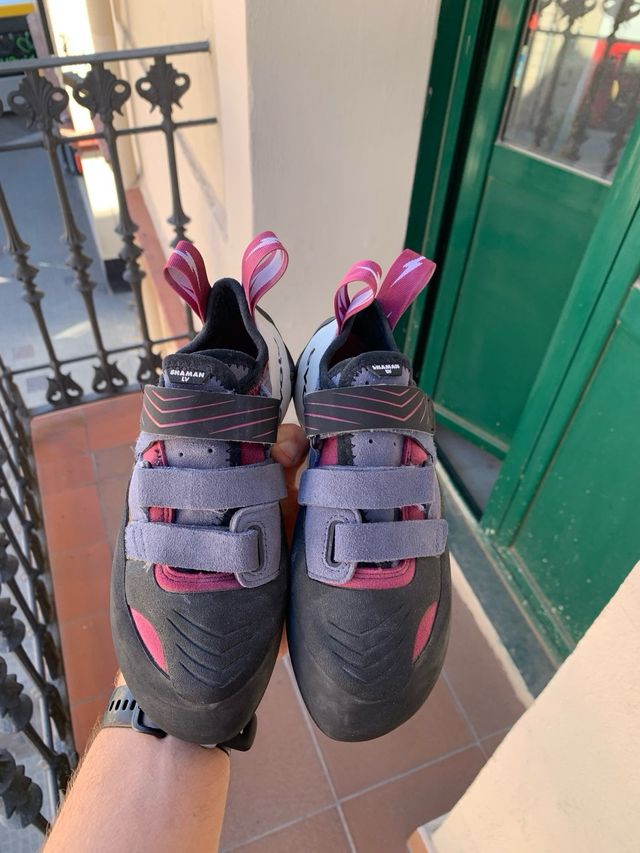 Pies de gato Evolv Shaman 38