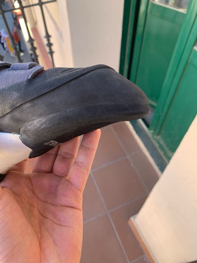 Pies de gato Evolv Shaman 38