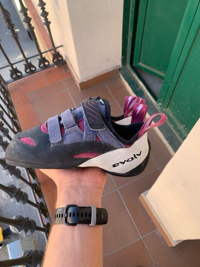 Pies de gato Evolv Shaman 38