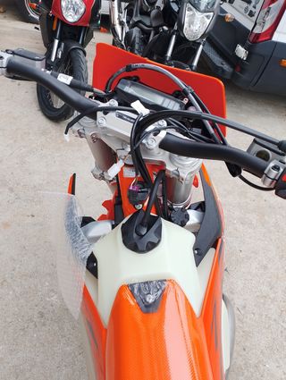 KTM EXC 300CC 2025 CHAMPION EDITION