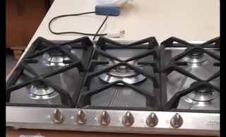 Piano cottura 5 fuochi smeg acciaio inox e ghisa