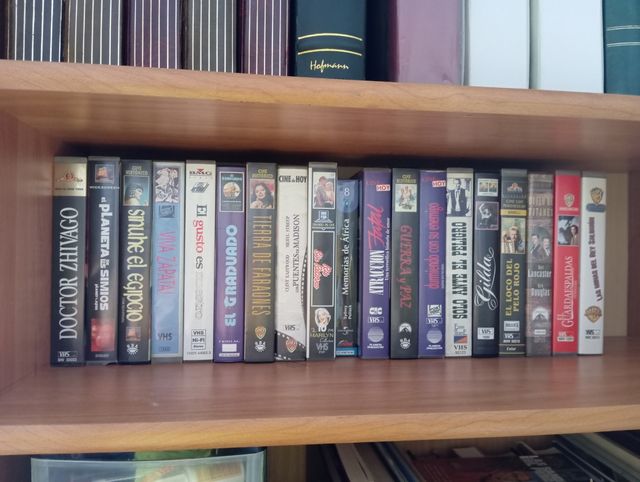 Videos VHS Más de  20 películas originales.