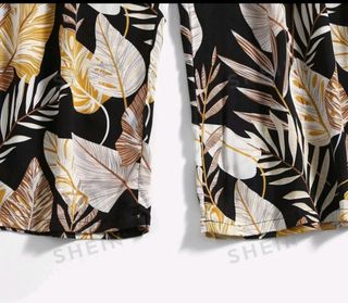 Pantalón de pierna ancha estampado tropical