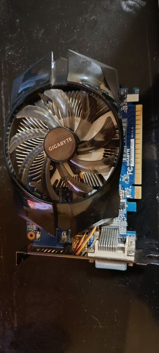 Tarjeta gráfica gigabite N650