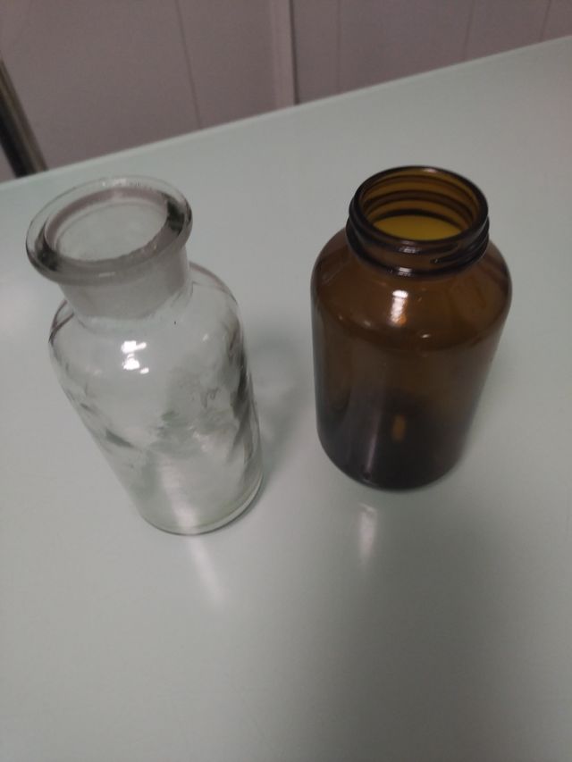 2 tarros Vintage de cristal Farmacia