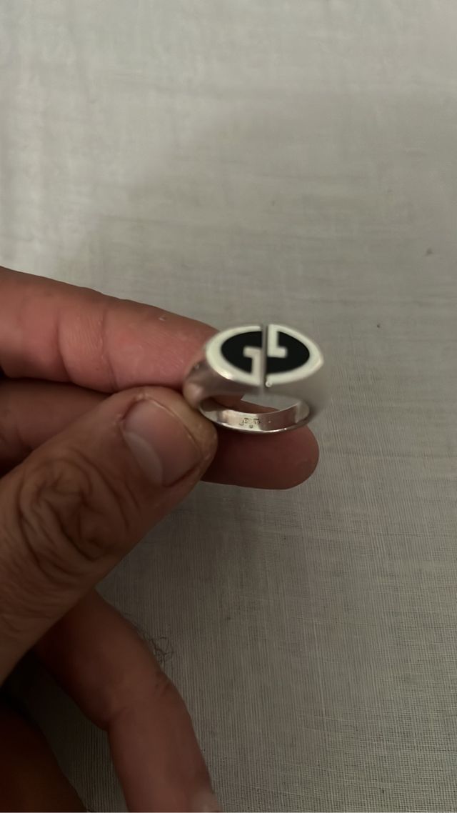 Anillo gucci