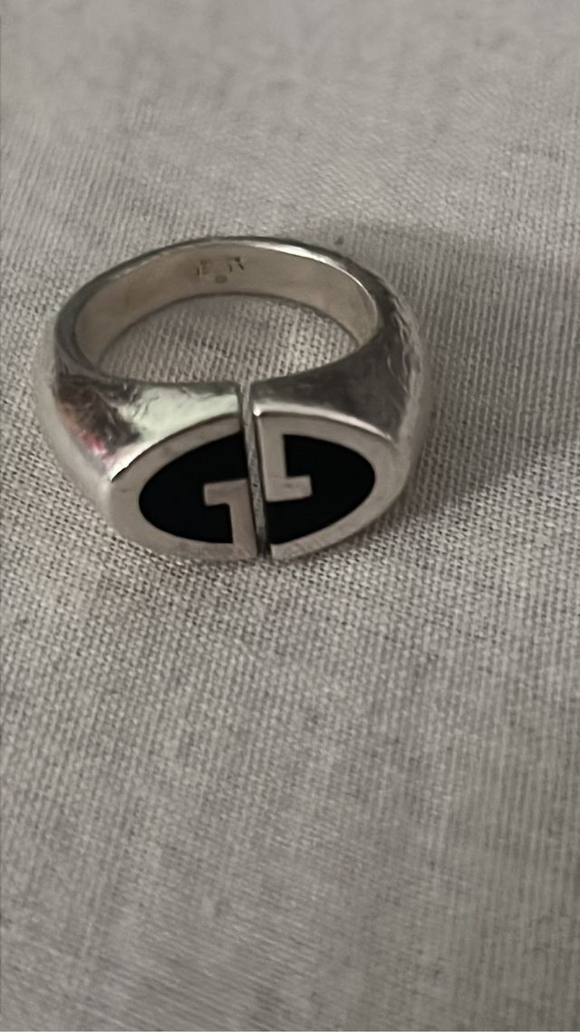 Anillo gucci