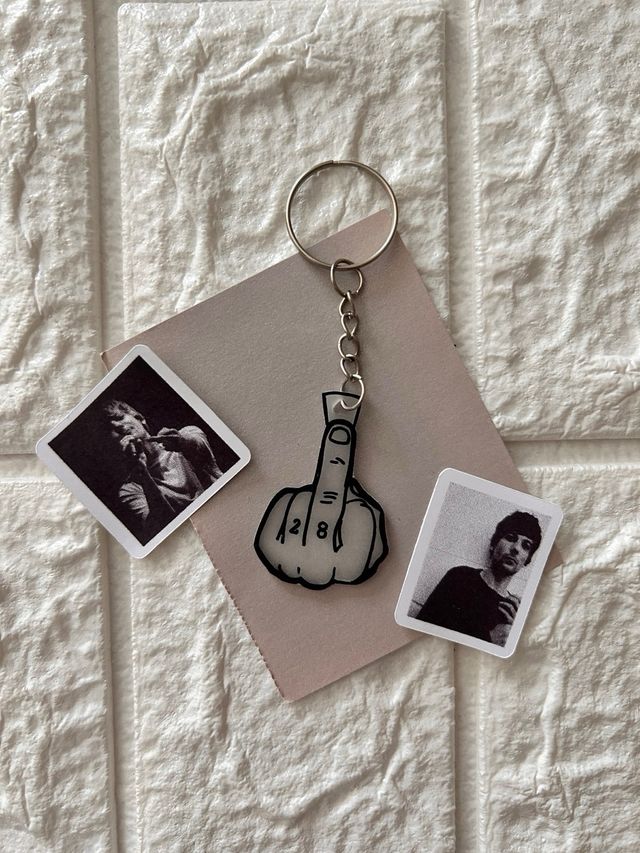 LOUIS TOMLINSON Keychain “F**k You”