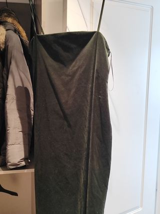 Vestido nuevo XXL zara. Verde terciopelo