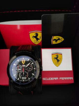 Reloj Ferrari Paddock Carbon + bolígrafo Seaffer