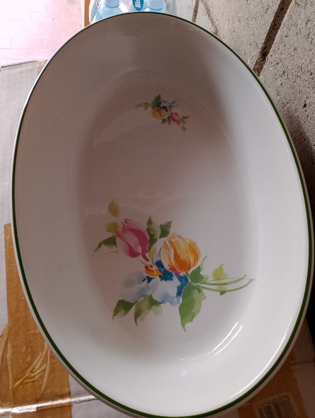 Pirofila da forno finemente decorata