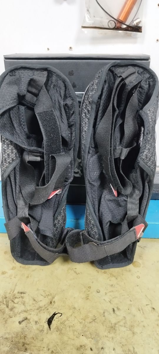 Rodilleras moto/bici btt  alpinestar