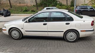 Volvo S40 2001