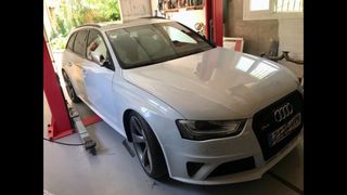 Audi RS4 2014
