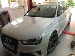 Audi RS4 2014