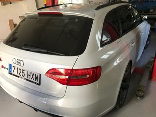 Audi RS4 2014