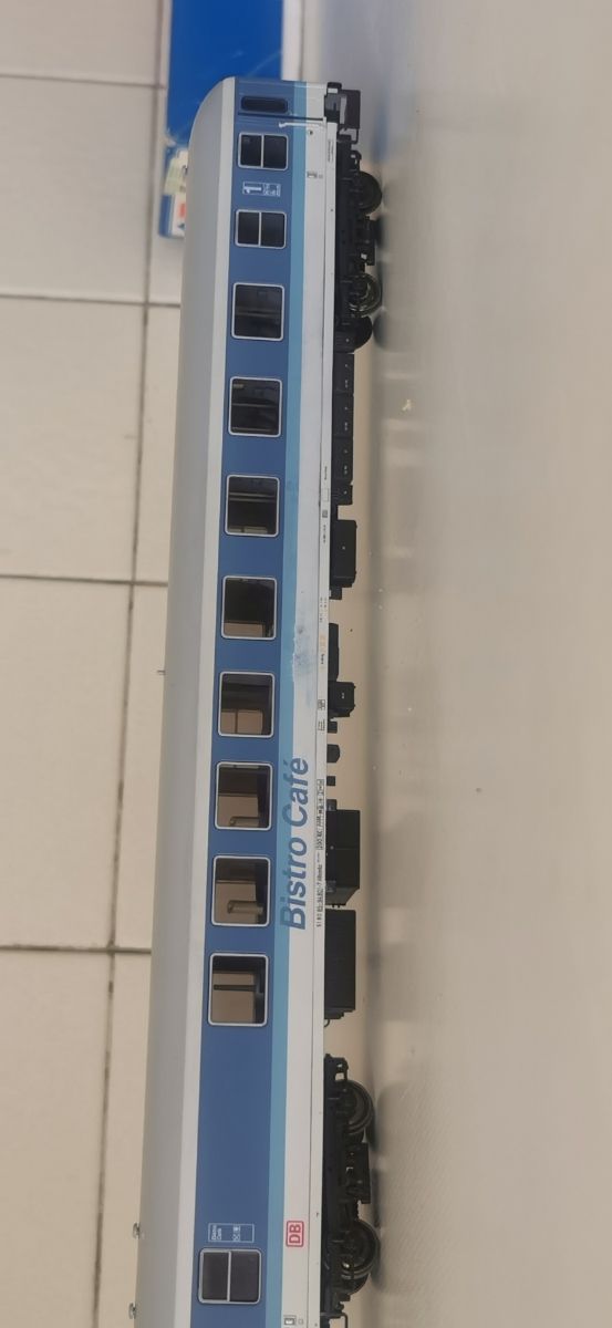 ROCO 45052 HO. BISTRO CAFE