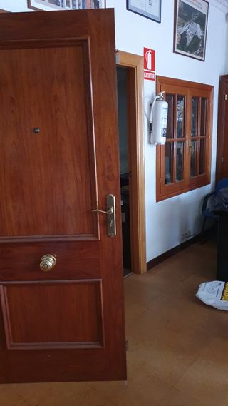 Puerta blindada  para vivienda