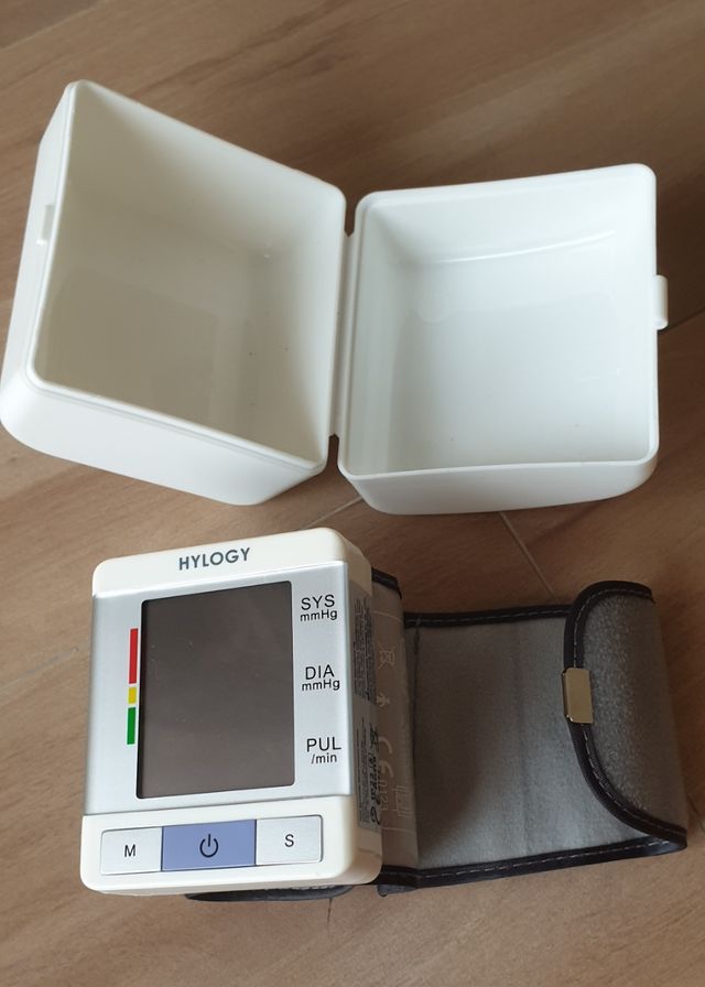 Tensiómetro de muñeca