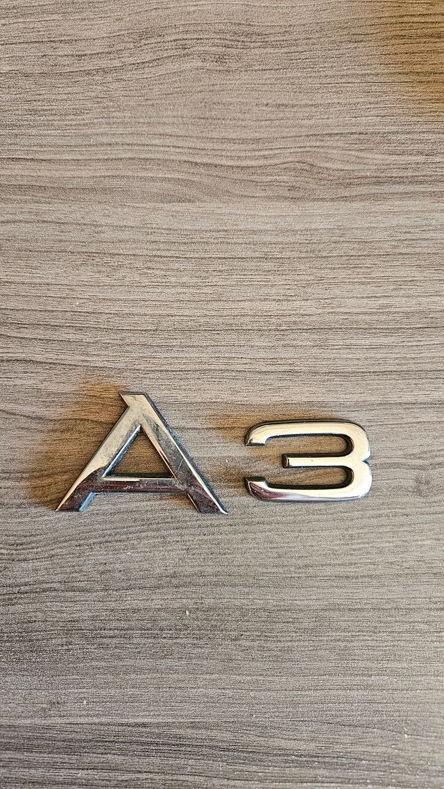 Insignias Audi A3 originales