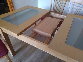 Mesa de madera maciza extensible