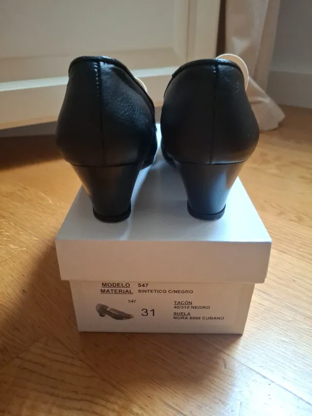 Zapatos flamenco niña color negro 31