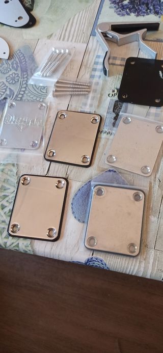 Accesorios guitarra.