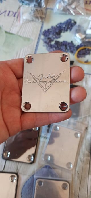 Accesorios guitarra.