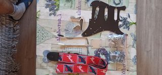 Accesorios guitarra.