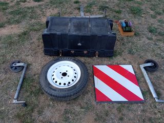 accesorios varios para remolque o caravana