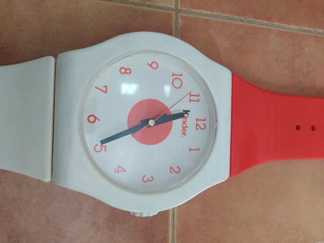 Reloj antiguo Kinder