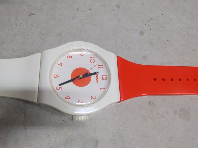 Reloj antiguo Kinder