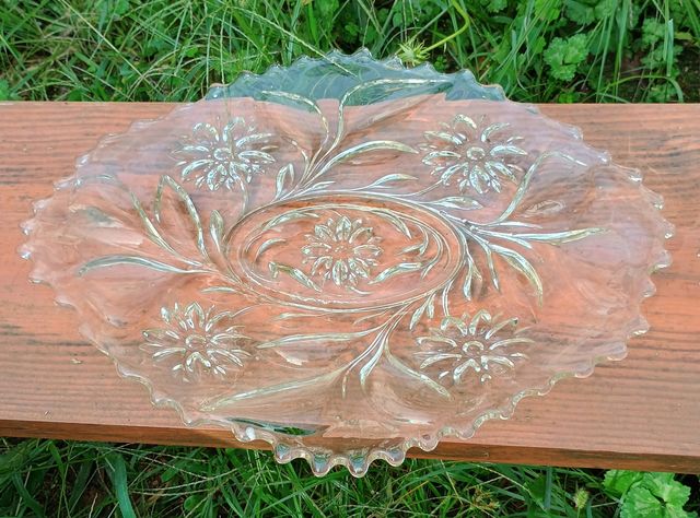 Antigua Fuente de cristal ovalada